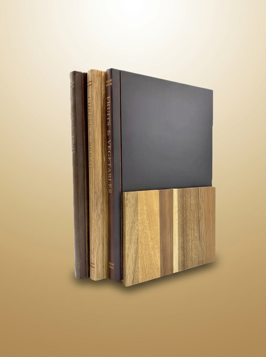 Cutting Board Set gold-sand background